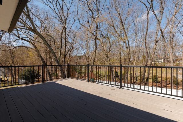 109 Wiswall Rd, Newton, MA 02459