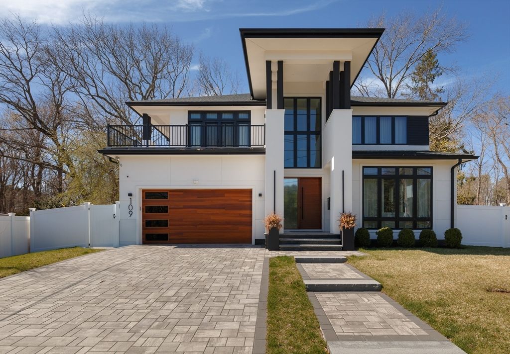 109 Wiswall Rd, Newton, MA 02459