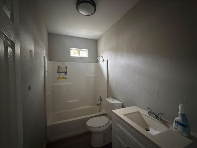 3411 Mclean Street, Fort Worth, TX 76103