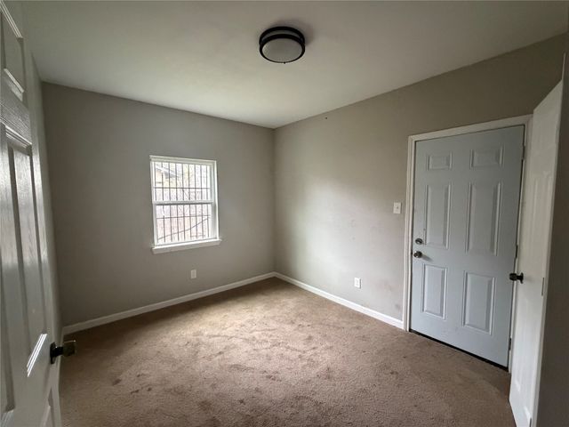 3411 Mclean Street, Fort Worth, TX 76103