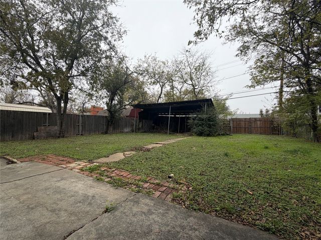 3411 Mclean Street, Fort Worth, TX 76103