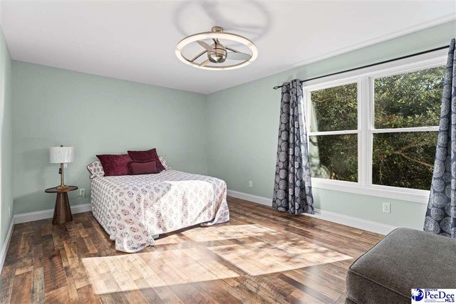 1800 W Carolina Ave, Hartsville, SC 29550