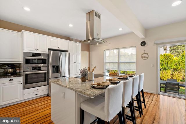 87 ELSIE DR, Plainsboro, NJ 08536