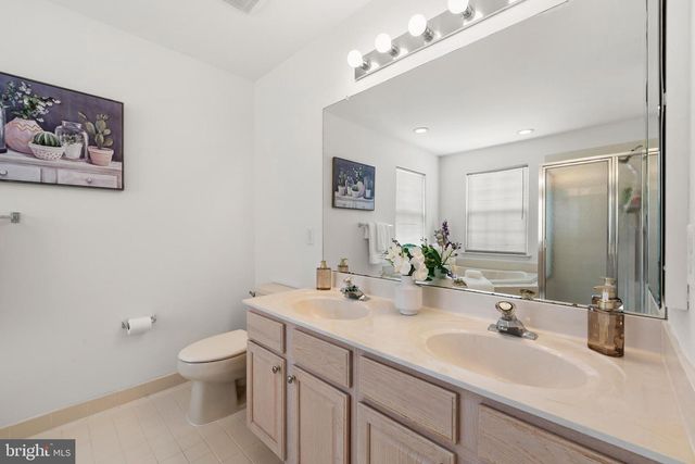 87 ELSIE DR, Plainsboro, NJ 08536