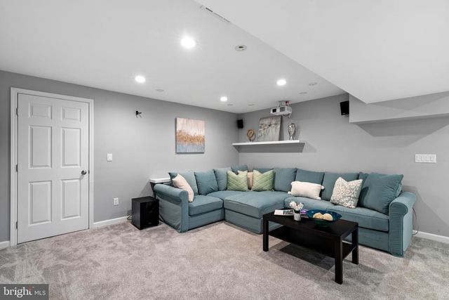 87 ELSIE DR, Plainsboro, NJ 08536