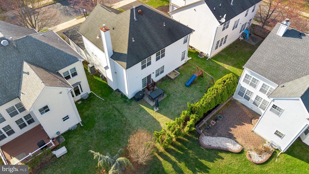 Image 49 of property listing at 87 ELSIE DR, Plainsboro, NJ 08536