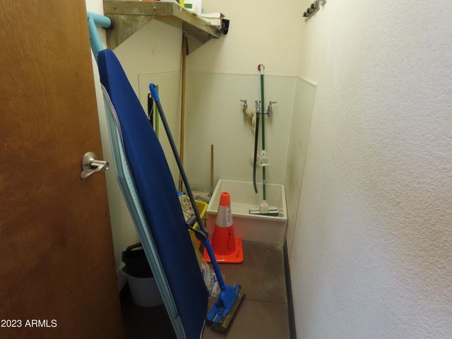 639 W US Highway 60 Highway, Superior, AZ 85173