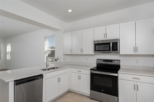 6106 FAIRMONT LANE, Palmetto, FL 34221