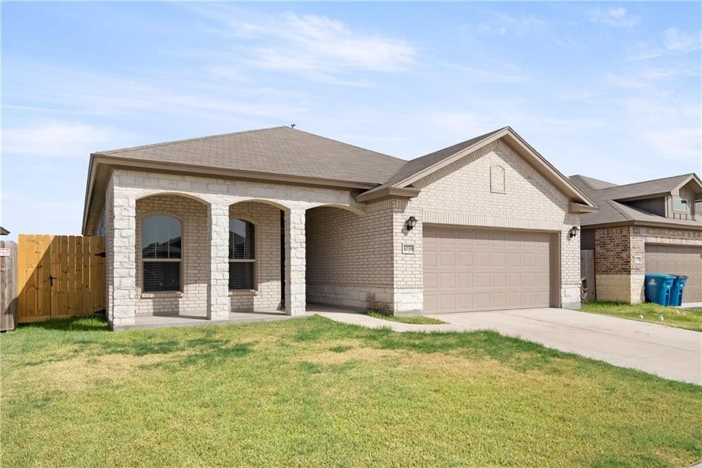 1039 Ocean Breeze St, Portland, TX 78374 — exterior
