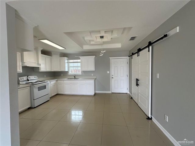 827 Sabrina Street, Alamo, TX 78516