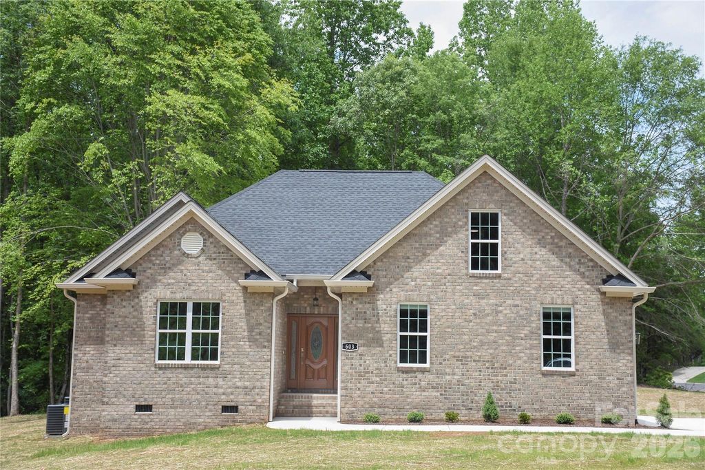 603 Toncin Avenue 11, Bessemer City, NC 28016