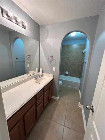 705 Harwood DR, San Marcos, TX 78666