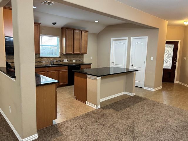 705 Harwood DR, San Marcos, TX 78666