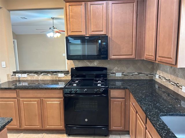 705 Harwood DR, San Marcos, TX 78666