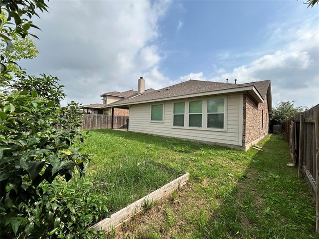 705 Harwood DR, San Marcos, TX 78666