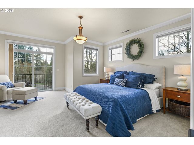 13340 AUBURN Ct, Lake Oswego, OR 97035