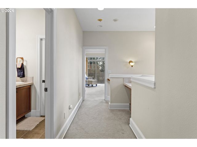 13340 AUBURN Ct, Lake Oswego, OR 97035