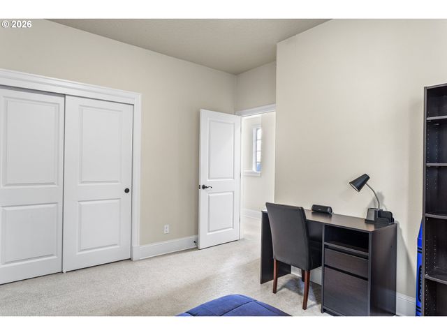 13340 AUBURN Ct, Lake Oswego, OR 97035