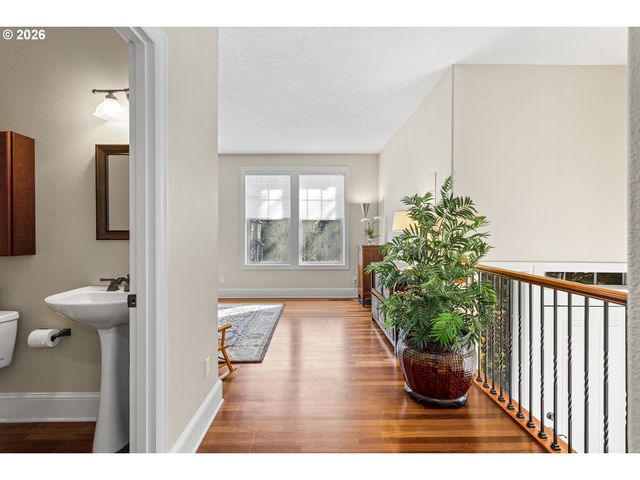 13340 AUBURN Ct, Lake Oswego, OR 97035