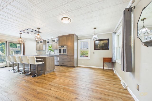 11 Irene St, New Bedford, MA 02745