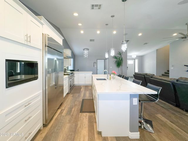 603 N ALMAR Circle, Mesa, AZ 85213