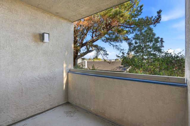 955 Shorepoint Ct 110, Alameda, CA 94501