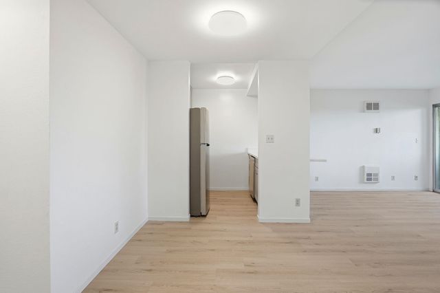 955 Shorepoint Ct 110, Alameda, CA 94501