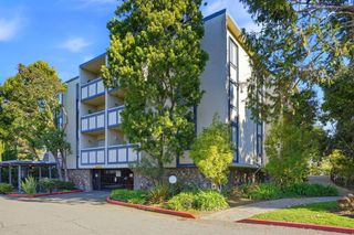 955 Shorepoint Ct 110, Alameda, CA 94501