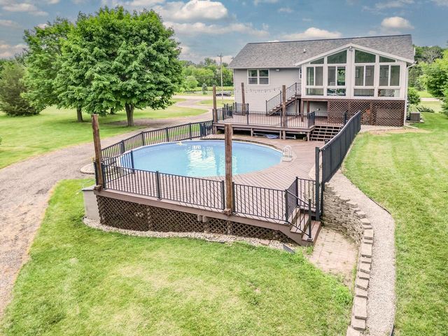 N64W14152 Mill ROAD, Menomonee Falls, WI 53051