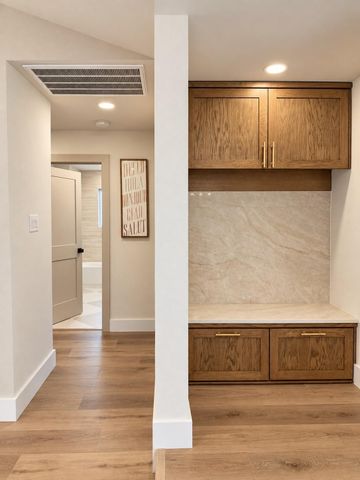 1031 Richelieu Lane, Houston, TX 77018