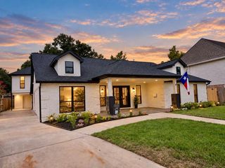 1031 Richelieu Lane, Houston, TX 77018