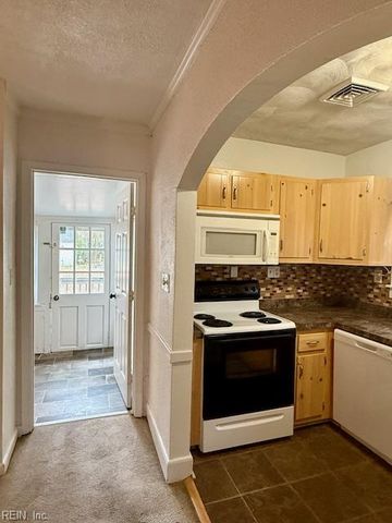 4861 Hampshire AVE, Norfolk, VA 23513