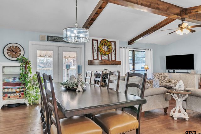 1208 Briarwood Ln, Longview, TX 75604