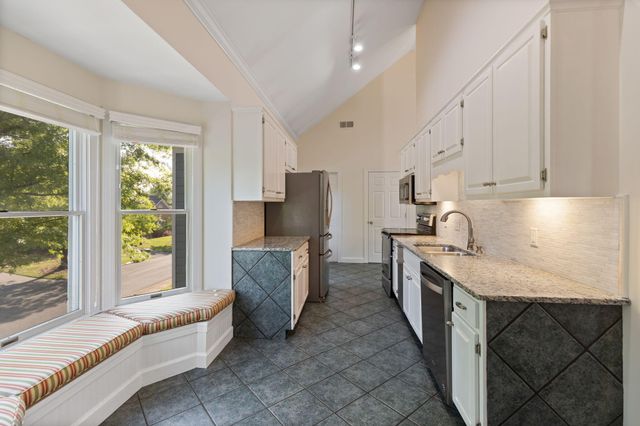 2013 Clearfield Lane, Chattanooga, TN 37405