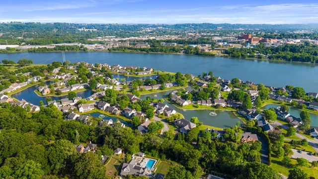 2013 Clearfield Lane, Chattanooga, TN 37405