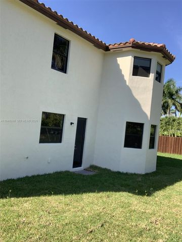 157 NE 27th Ter 157, Homestead, FL 33033