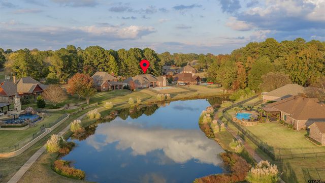 111 Rutland Dr, Hallsville, TX 75650