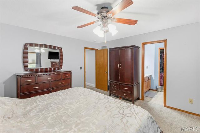 809 Braidwood Court, Collinsville, IL 62234