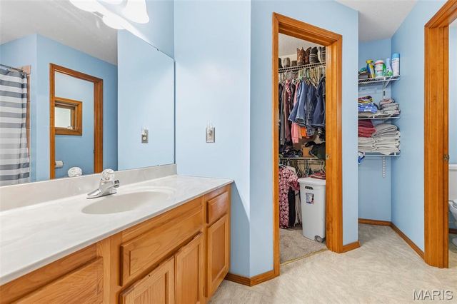 809 Braidwood Court, Collinsville, IL 62234