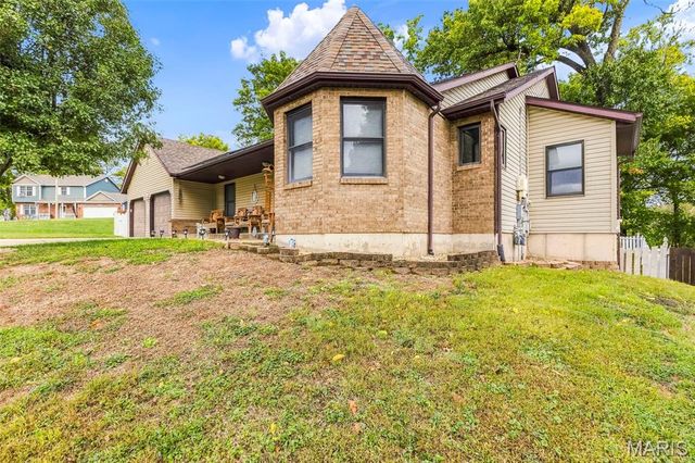 809 Braidwood Court, Collinsville, IL 62234