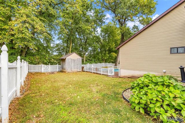 809 Braidwood Court, Collinsville, IL 62234