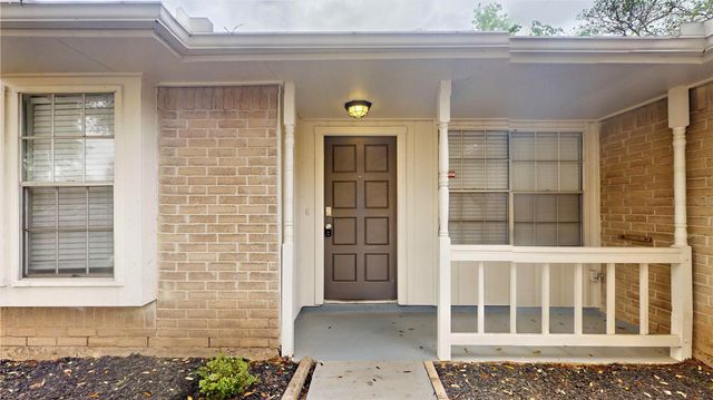 2331 Barrington Place, Sugar Land, TX 77478