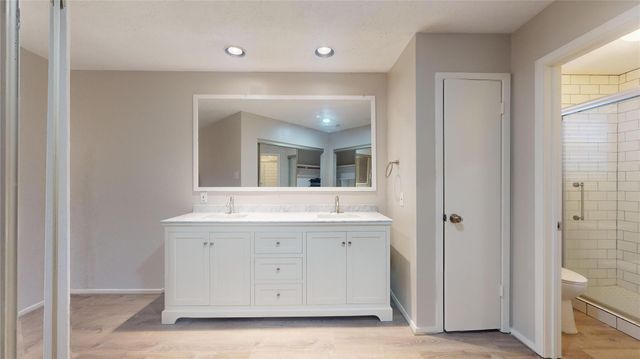2331 Barrington Place, Sugar Land, TX 77478