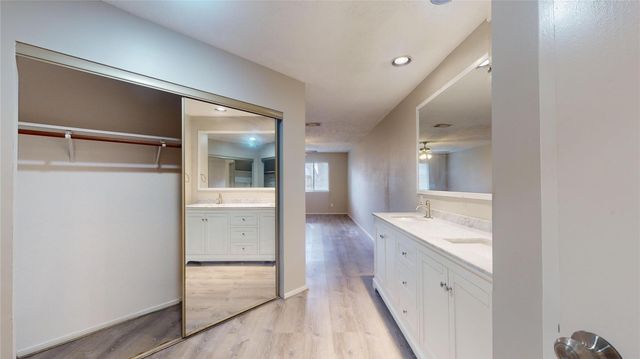 2331 Barrington Place, Sugar Land, TX 77478