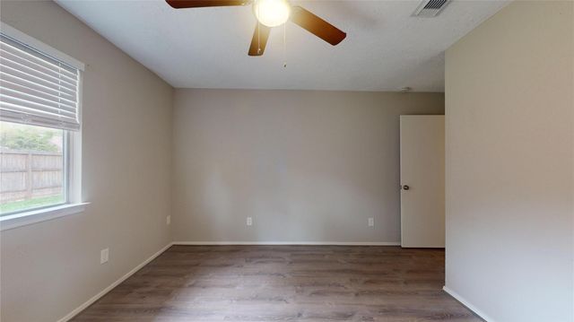 2331 Barrington Place, Sugar Land, TX 77478
