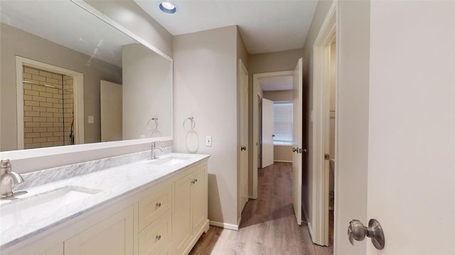 2331 Barrington Place, Sugar Land, TX 77478