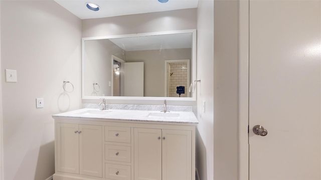 2331 Barrington Place, Sugar Land, TX 77478