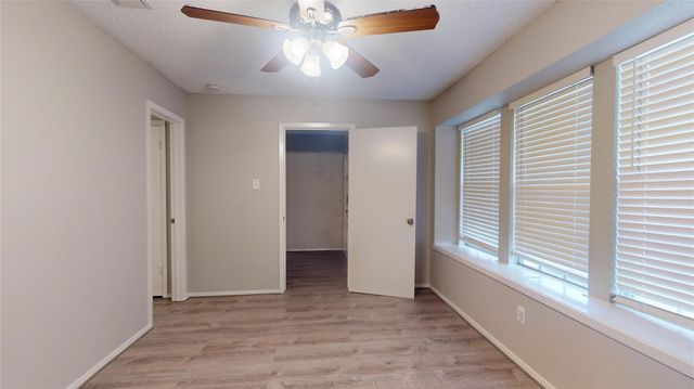 2331 Barrington Place, Sugar Land, TX 77478