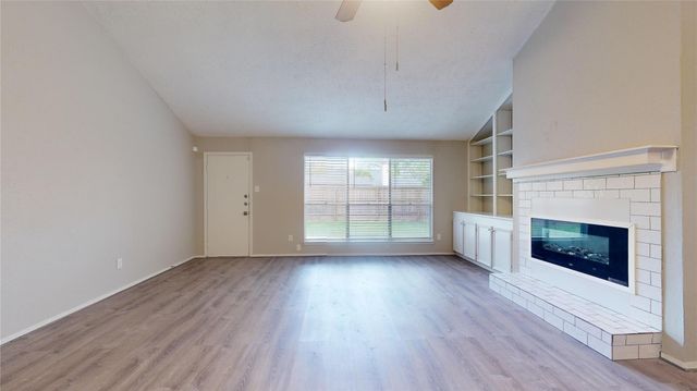 2331 Barrington Place, Sugar Land, TX 77478