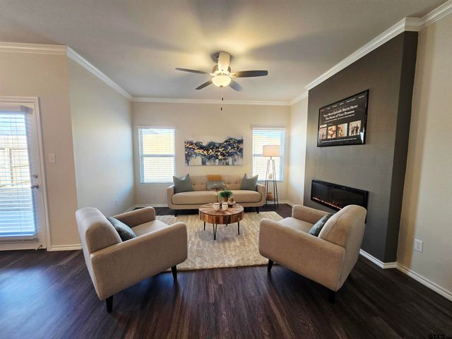 1103 Park Meadows Dr., Whitehouse, TX 75791
